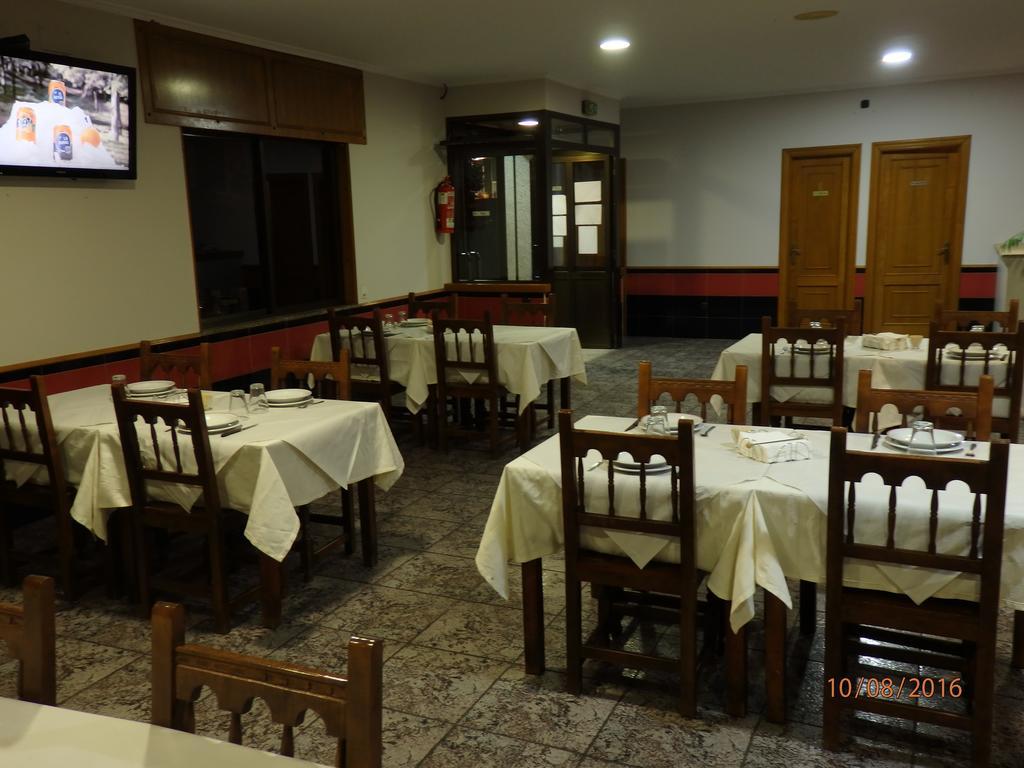 Pension Meson Paz Пуентедеуме Екстер'єр фото